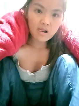 xinhxinhcute online show from 11.03.25