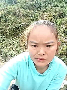 xinhxinhcute online show from 12.19.25