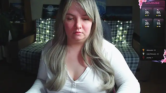 EmillyBones online show from 12.14.25