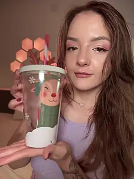 Snapshot of -Meowy- chatting on 11.08.25 -Meowy- online show from 11.08.25