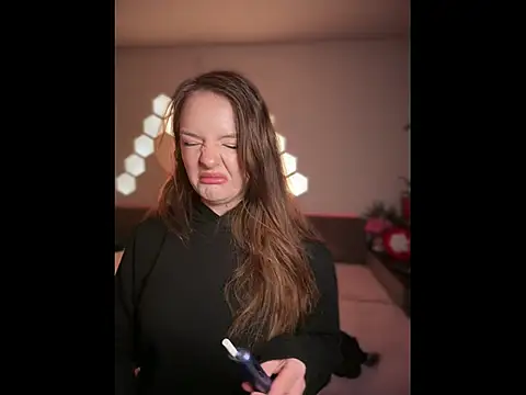 Snapshot of -Meowy- chatting on 02.28.26 -Meowy- online show from 02.28.26