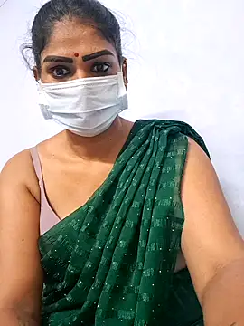 Snapshot of sherlin24 chatting on 09.22.25 sherlin24 online show from 09.22.25