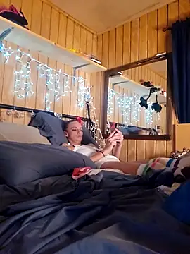 Snapshot of Dirty_D187 chatting on 09.24.25 Dirty D187 online show from 09.24.25