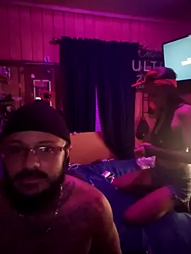 Snapshot of Dirty_D187 chatting on 10.07.25 Dirty D187 online show from 10.07.25