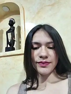 CHARLOTTE  05 online show from 10.02.25