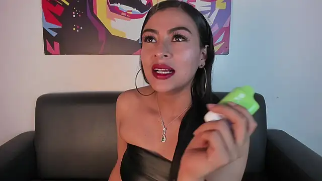 Snapshot of Zairaa_Fox chatting on 10.04.25 Zairaa Fox online show from 10.04.25