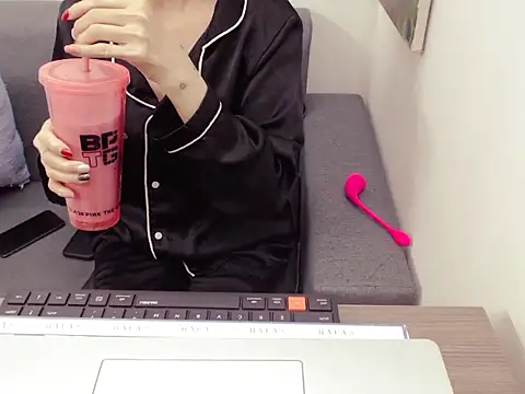 Funnygirl 9x online show from 02.08.26