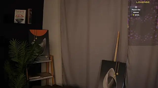 HollieCollelo online show from 09.21.25