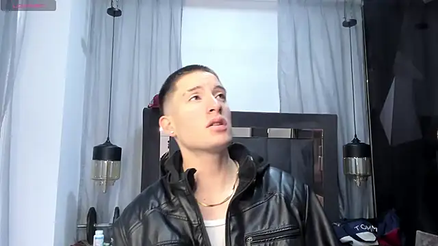 HunterHeat  online show from 04.28.26