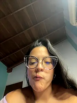 alilith online show from 10.28.25