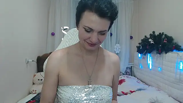 AvaSaturnian online show from 12.05.25