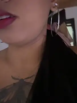 Michluxe 69 online show from 12.17.25