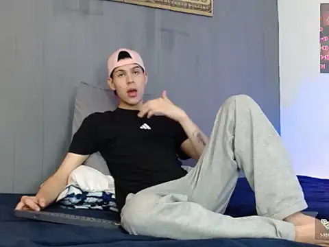 Snapshot of angeloo_666 chatting on 09.12.25 angeloo 666 online show from 09.12.25