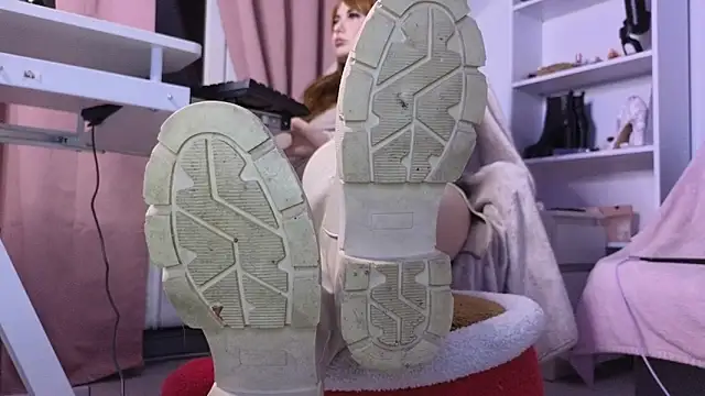 CruelSiren online show from 01.08.26