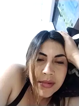 Snapshot of Camila_latina_0 chatting on 09.17.25 Camila latina 0 online show from 09.17.25