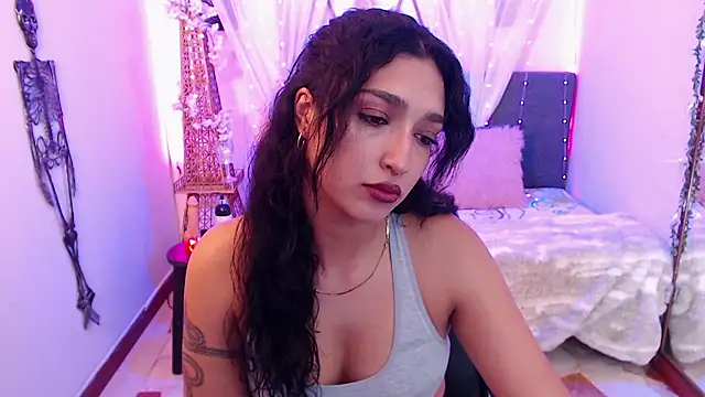 Cleofox  online show from 10.20.25