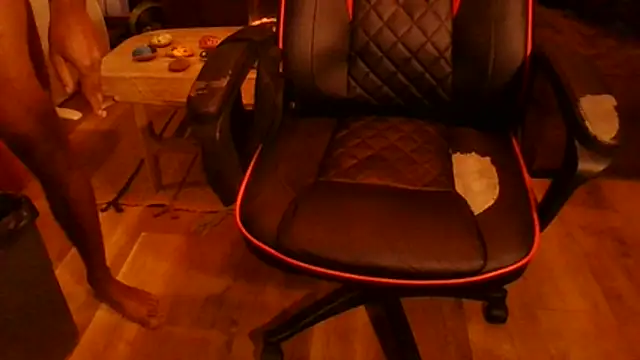 couple2612 online show from 11.17.25