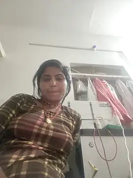 LUCKY cut online show from 03.05.26