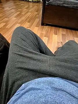 Snapshot of kkkk1882 chatting on 10.13.25 kkkk1882 online show from 10.13.25