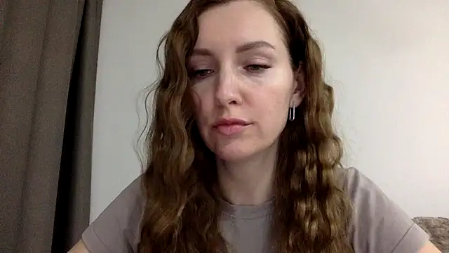 Varnyx online show from 12.17.25