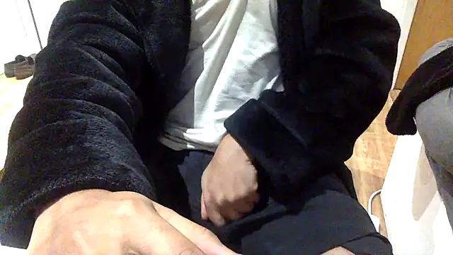 Snapshot of Whatevrr chatting on 10.25.25 Whatevrr online show from 10.25.25