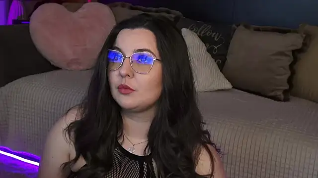 Mia Swano online show from 04.05.26