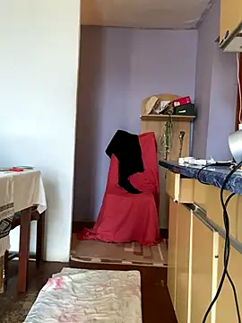 Snapshot of vikinylon chatting on 09.26.25 vikinylon online show from 09.26.25