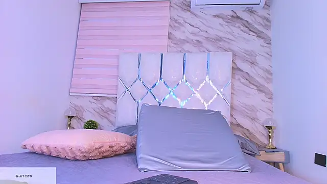 collet 1 online show from 04.18.26