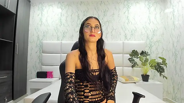 ValerySkinnyy online show from 10.10.25