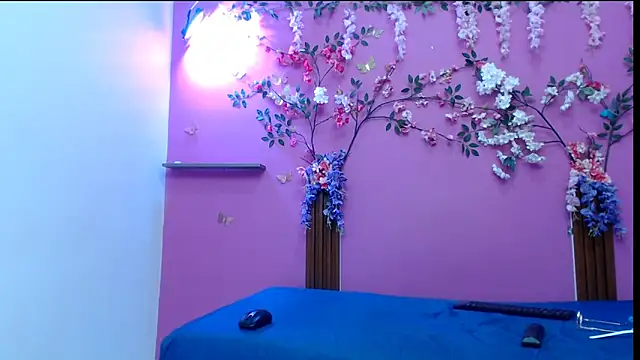 skinnysofia18 online show from 03.06.26