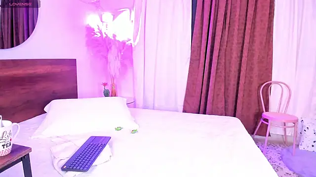 ViolettGomez 93 online show from 05.21.26