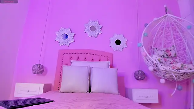 CannelaSmith online show from 01.06.26