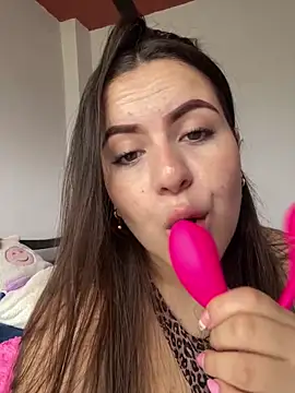 Snapshot of Sara_B_Sexual chatting on 02.17.26 Sara B Sexual online show from 02.17.26