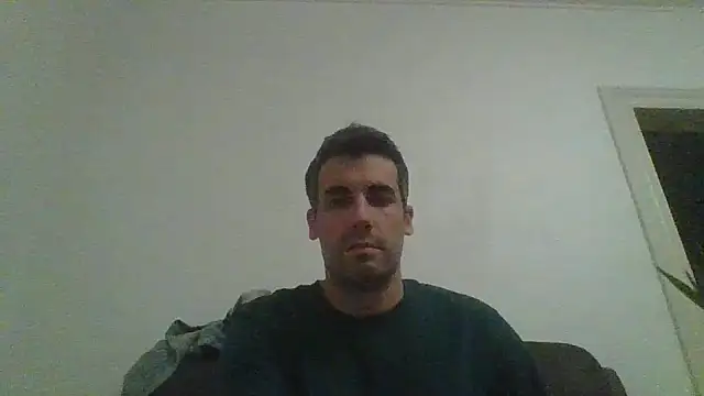 JulioIsHere4you online show from 11.18.25