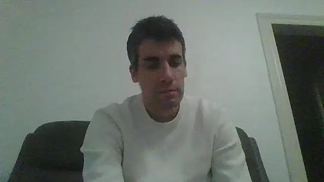 Snapshot of JulioIsHere4you chatting on 02.07.26 JulioIsHere4you online show from 02.07.26