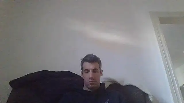 Snapshot of JulioIsHere4you chatting on 03.19.26 JulioIsHere4you online show from 03.19.26