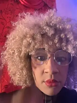 Dark chanel online show from 04.02.26