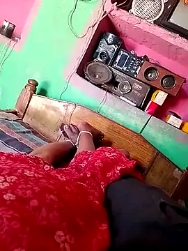 CUTE-004 online show from 04.06.26