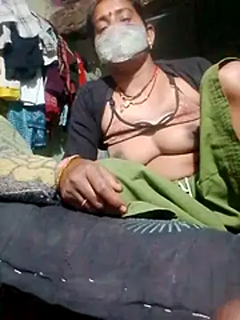 CUTE-004 online show from 04.16.26