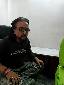 Snapshot of malhotra21 chatting on 02.22.26 malhotra21 online show from 02.22.26