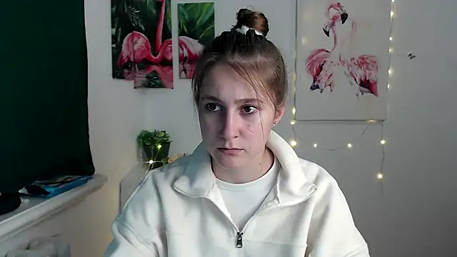 Milka kamila online show from 10.25.25