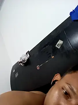 Snapshot of Brayan51_- chatting on 09.14.25 Brayan51 - online show from 09.14.25