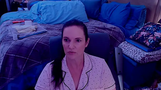 Snapshot of ninajaymes chatting on 05.17.26 ninajaymes online show from 05.17.26