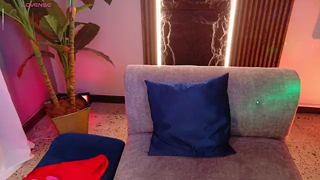 Snapshot of La_Diabla_111_ chatting on 01.06.26 La Diabla 111 online show from 01.06.26