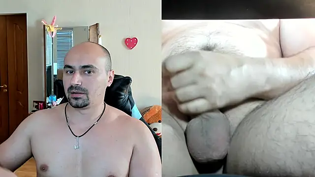 Snapshot of Gri_SH chatting on 09.21.25 Gri SH online show from 09.21.25