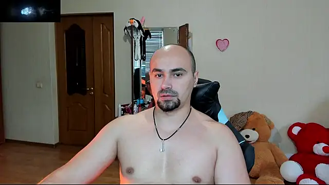 Snapshot of Gri_SH chatting on 10.13.25 Gri SH online show from 10.13.25