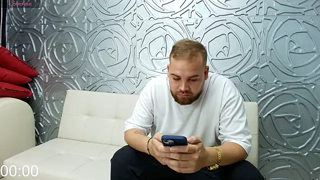 Sweetberryhot online show from 11.11.25