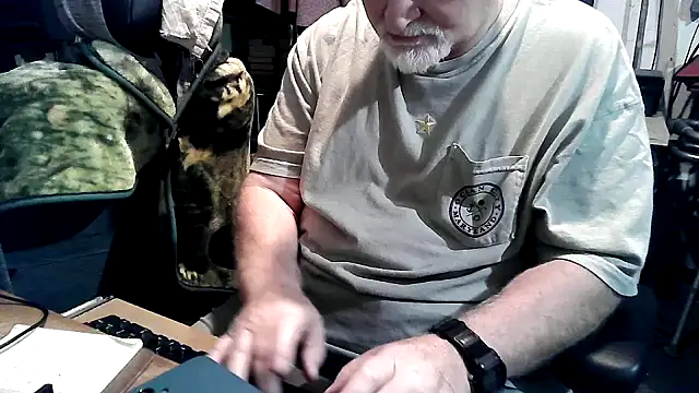 Snapshot of georgew62 chatting on 09.18.25 georgew62 online show from 09.18.25