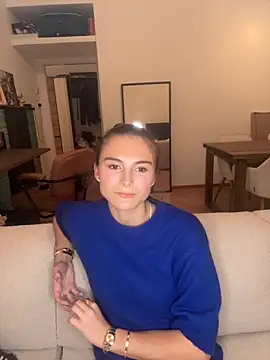 SophiiaStarr online show from 09.15.25