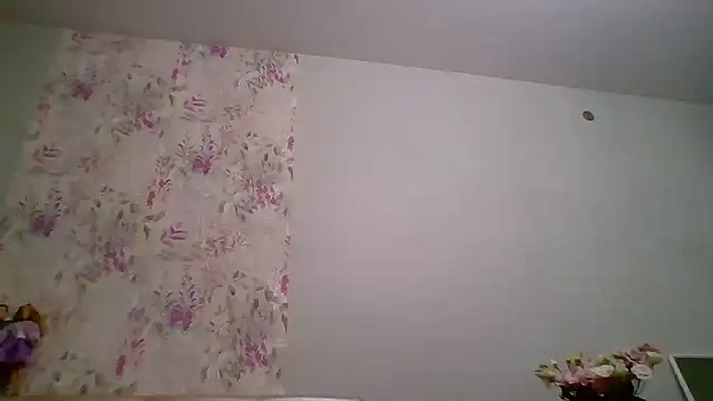 Snapshot of Tiluu1 chatting on 02.19.26 Tiluu1 online show from 02.19.26